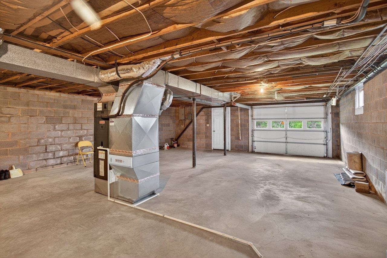 211 PEAR ST