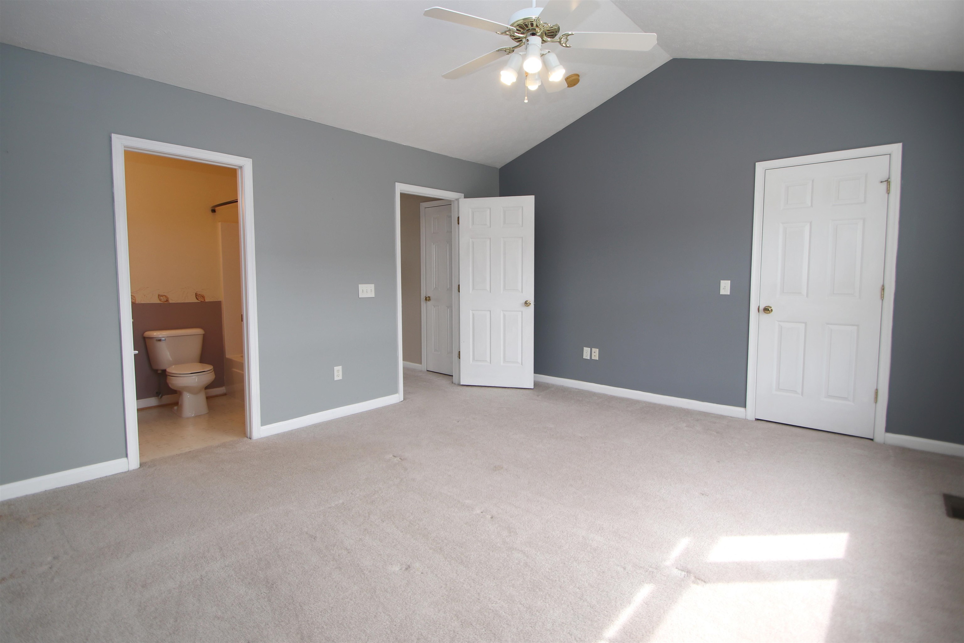 1218 OLD RICHMOND CIR