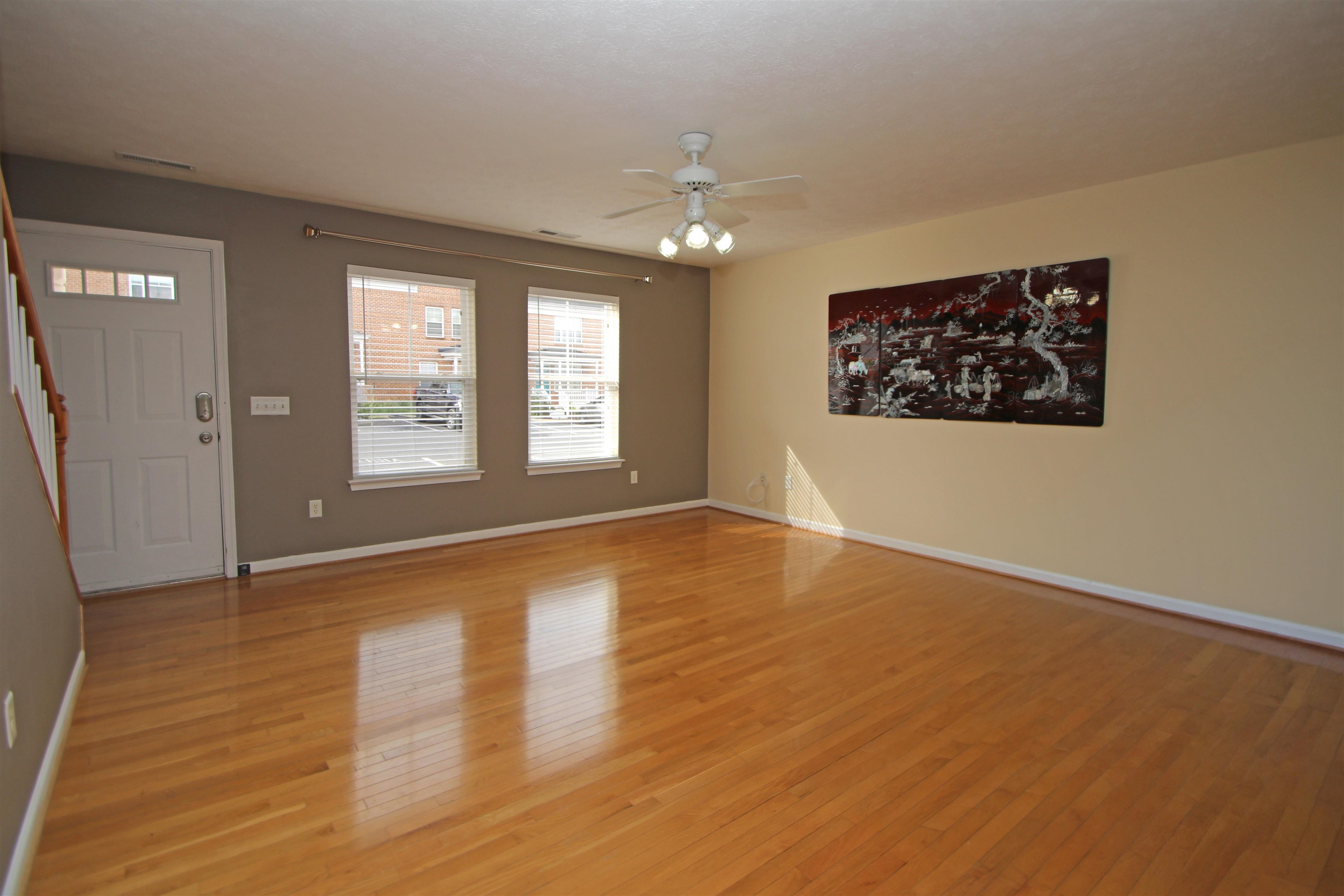 1218 OLD RICHMOND CIR