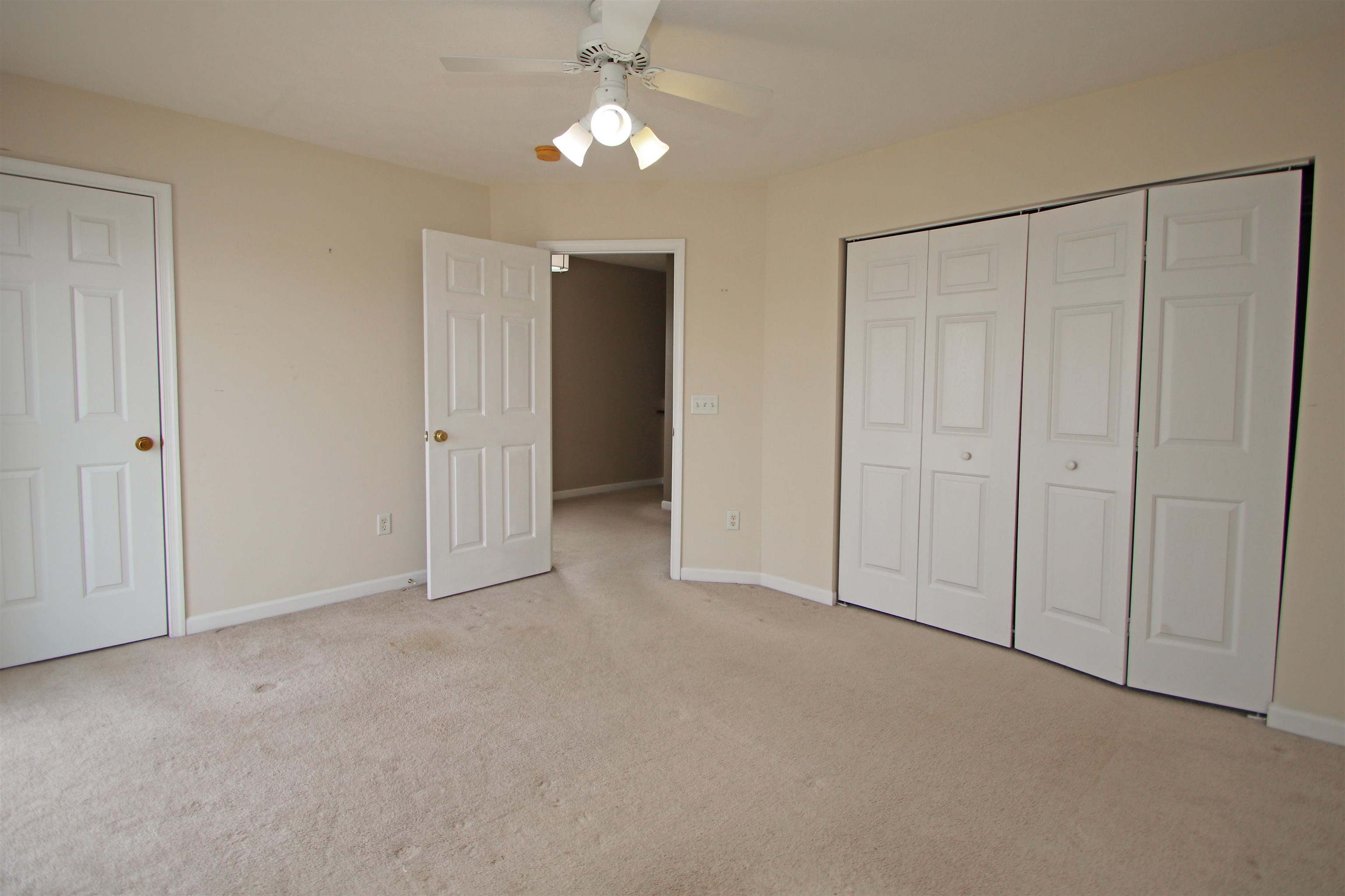 1218 OLD RICHMOND CIR