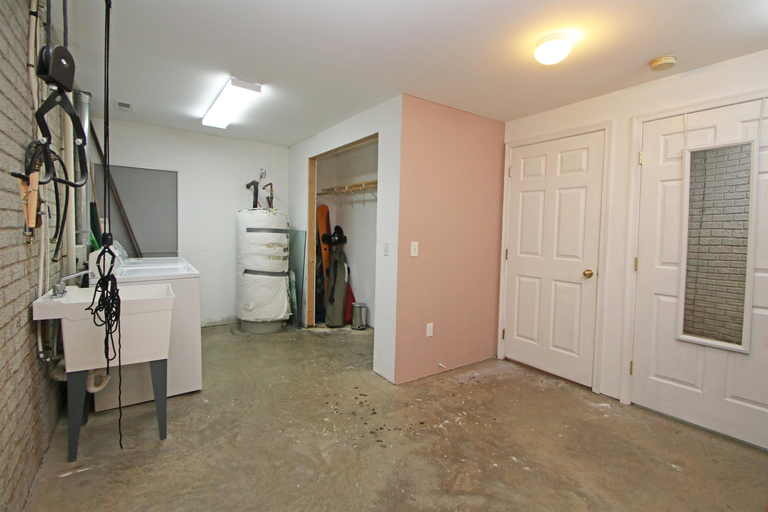 1218 OLD RICHMOND CIR