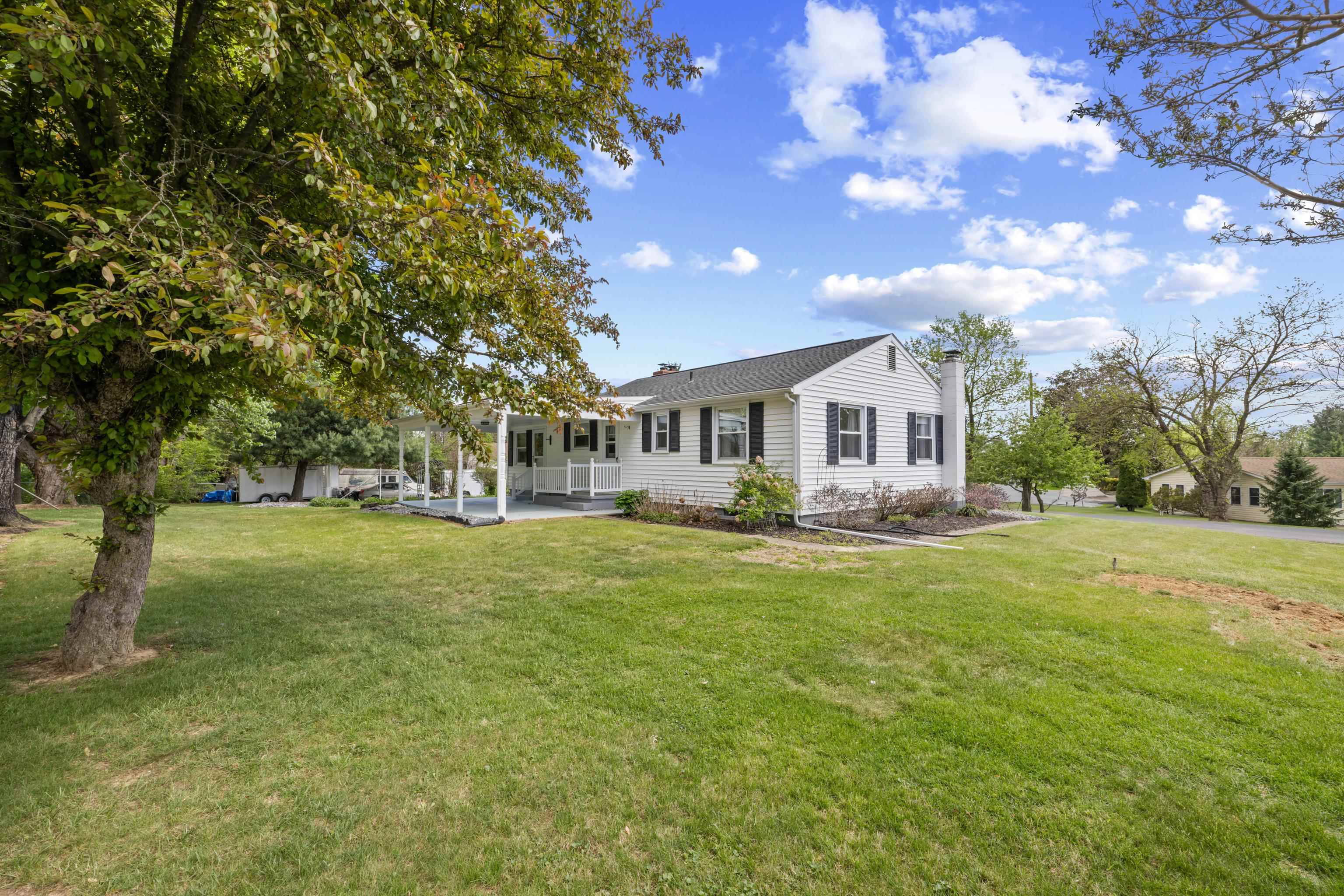 1070 HARMAN RD