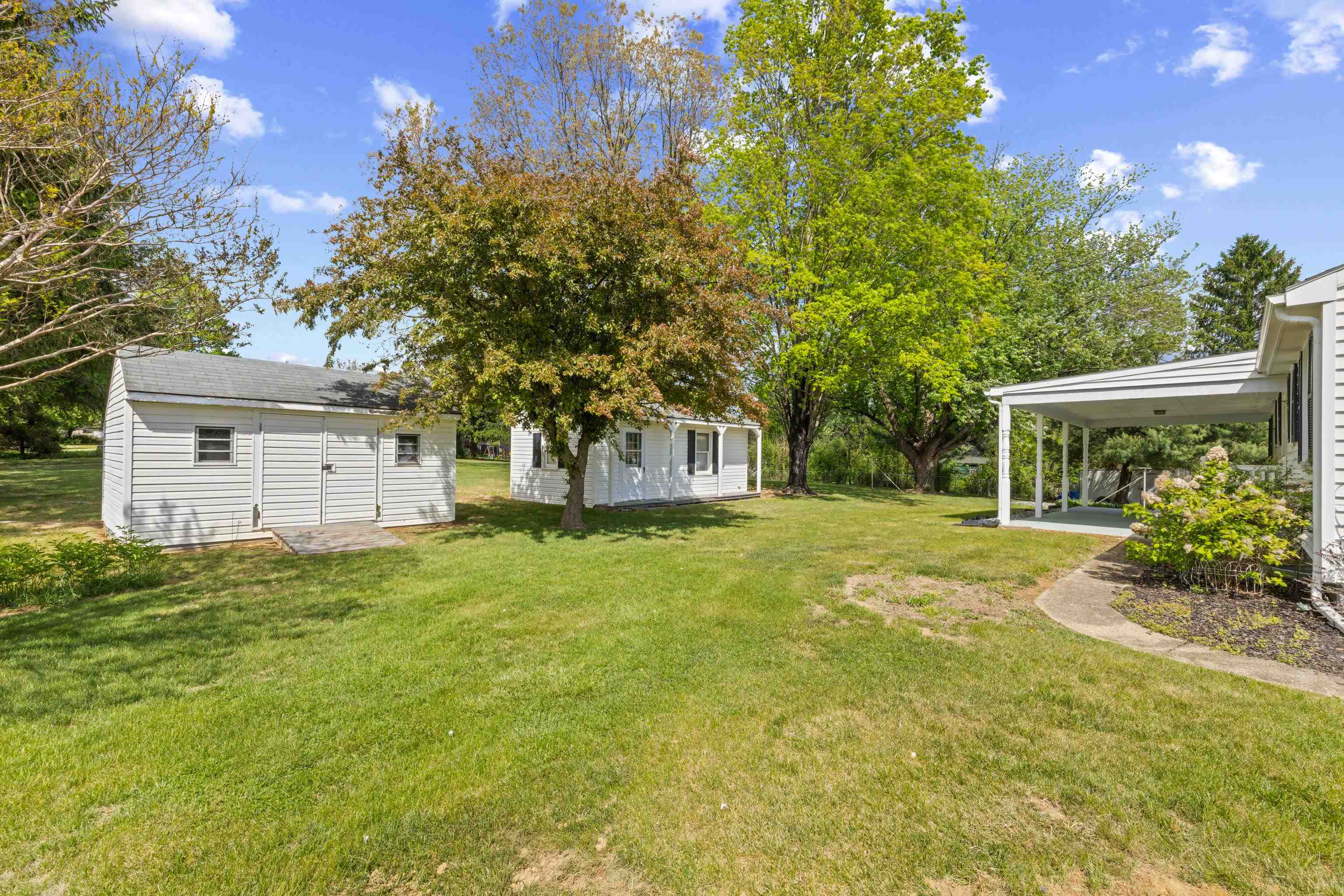 1070 HARMAN RD