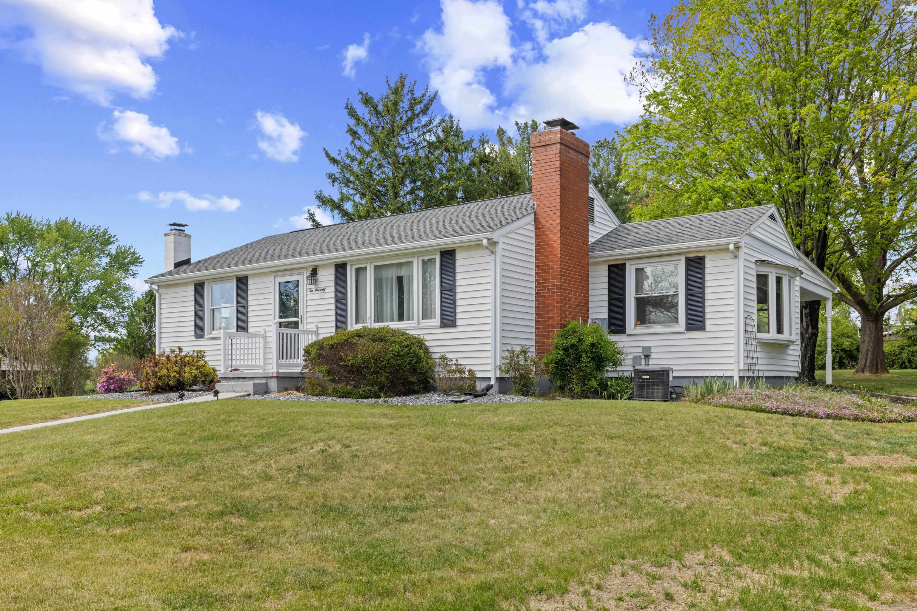 1070 HARMAN RD