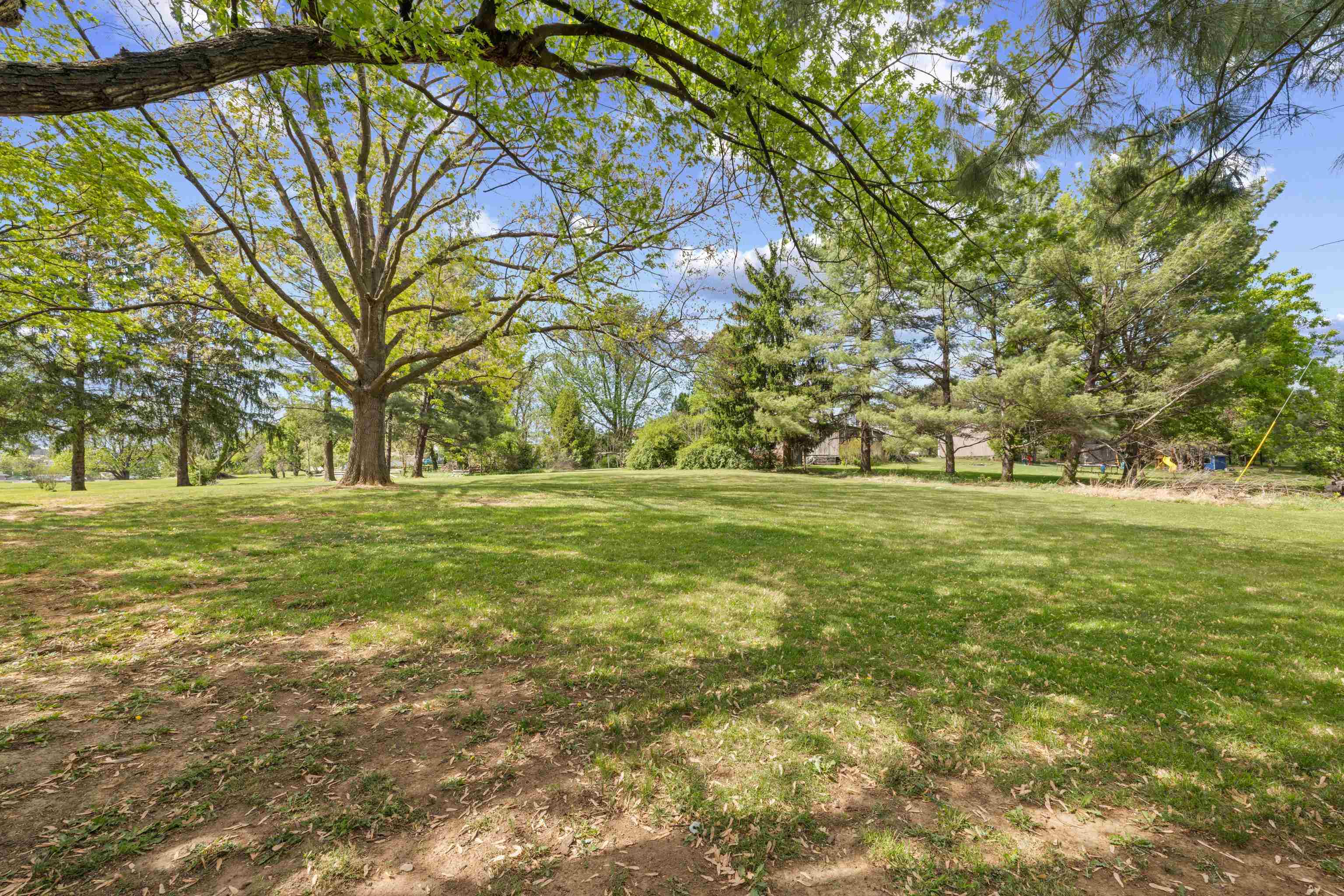 1070 HARMAN RD