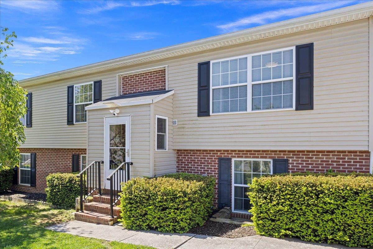 1291 STONECHRIS DR