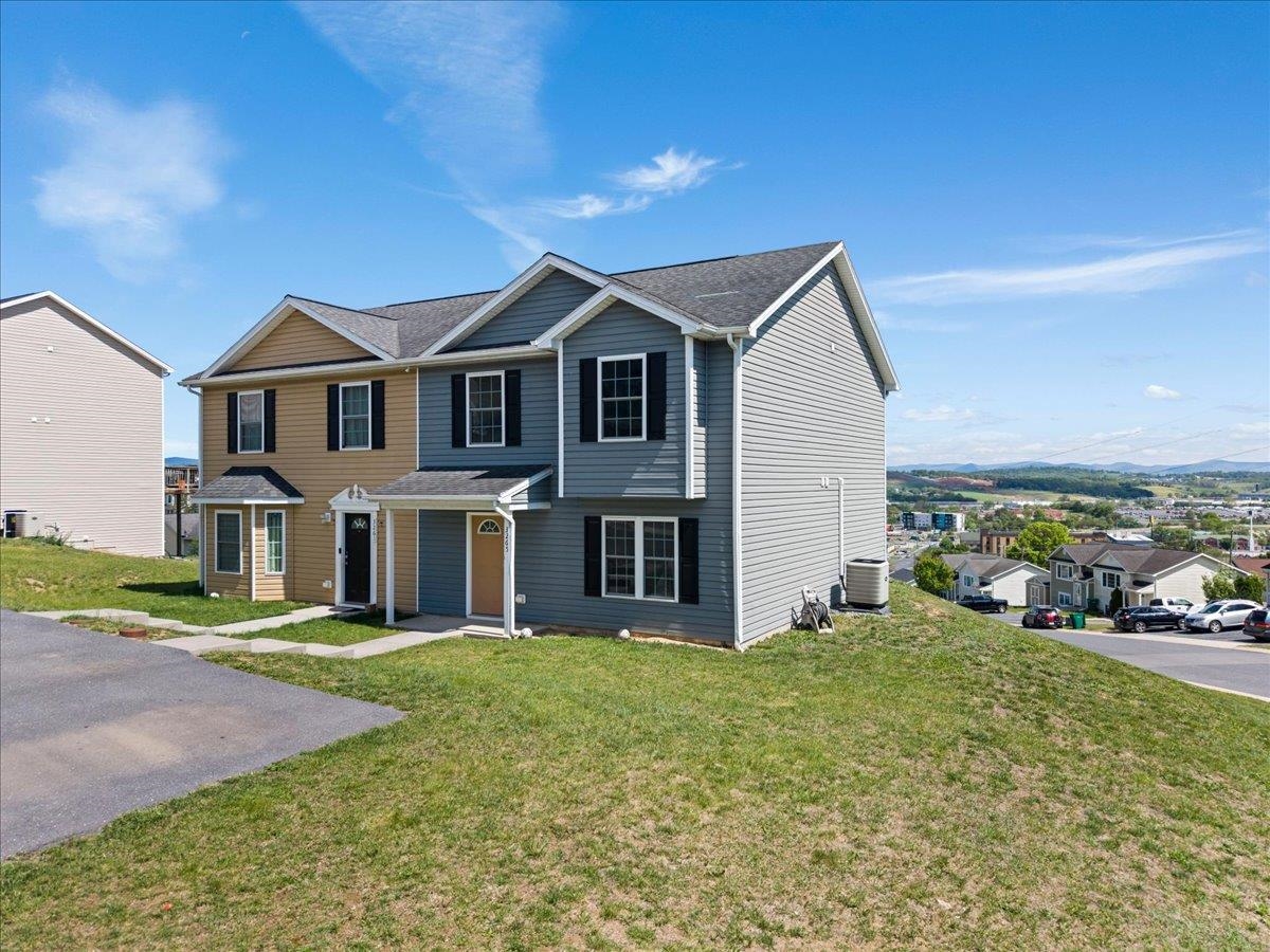 3265 HEBRON CT