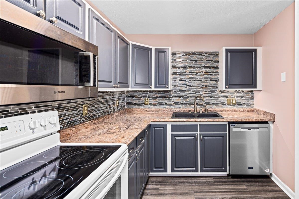 1256 OLD WINDMILL CIR