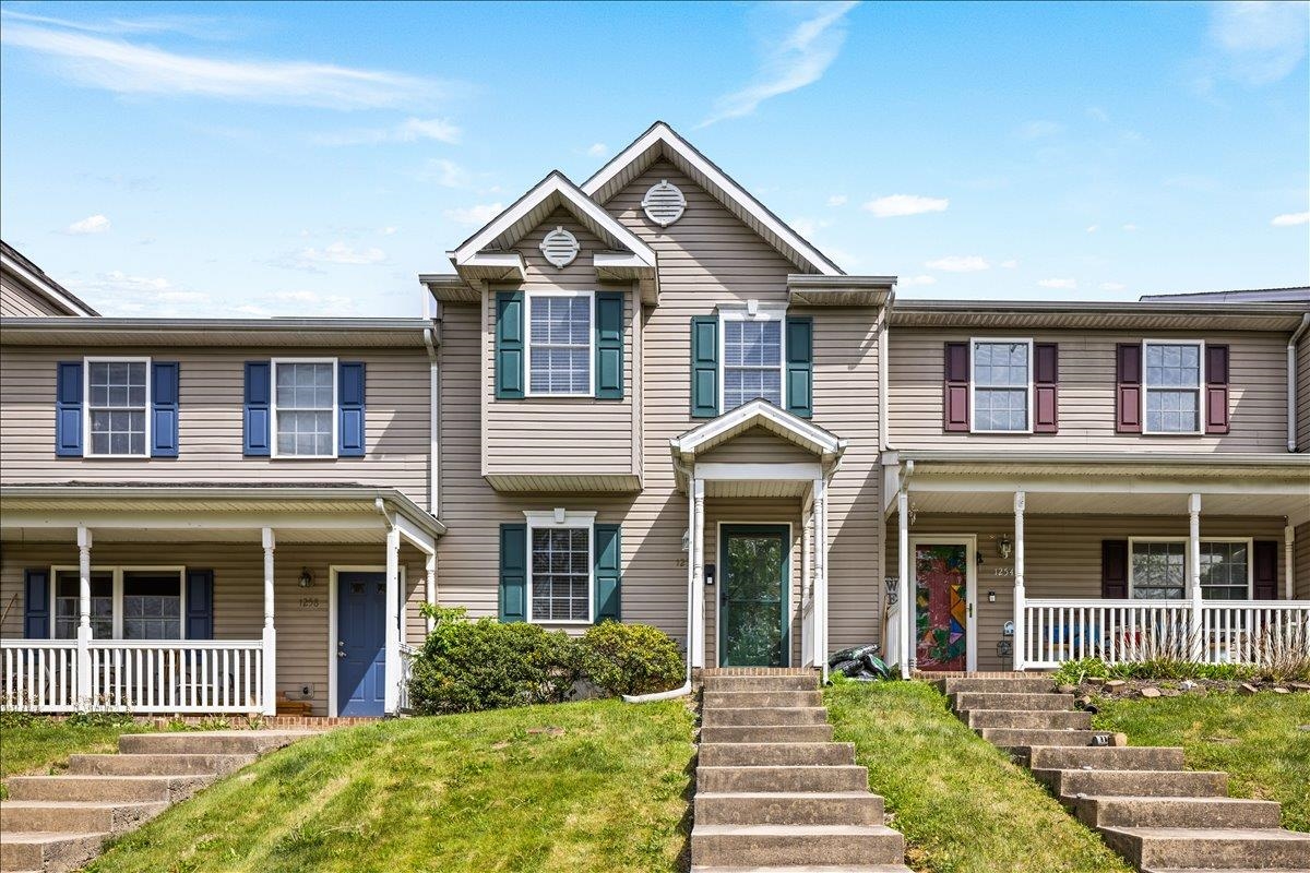 1256 OLD WINDMILL CIR