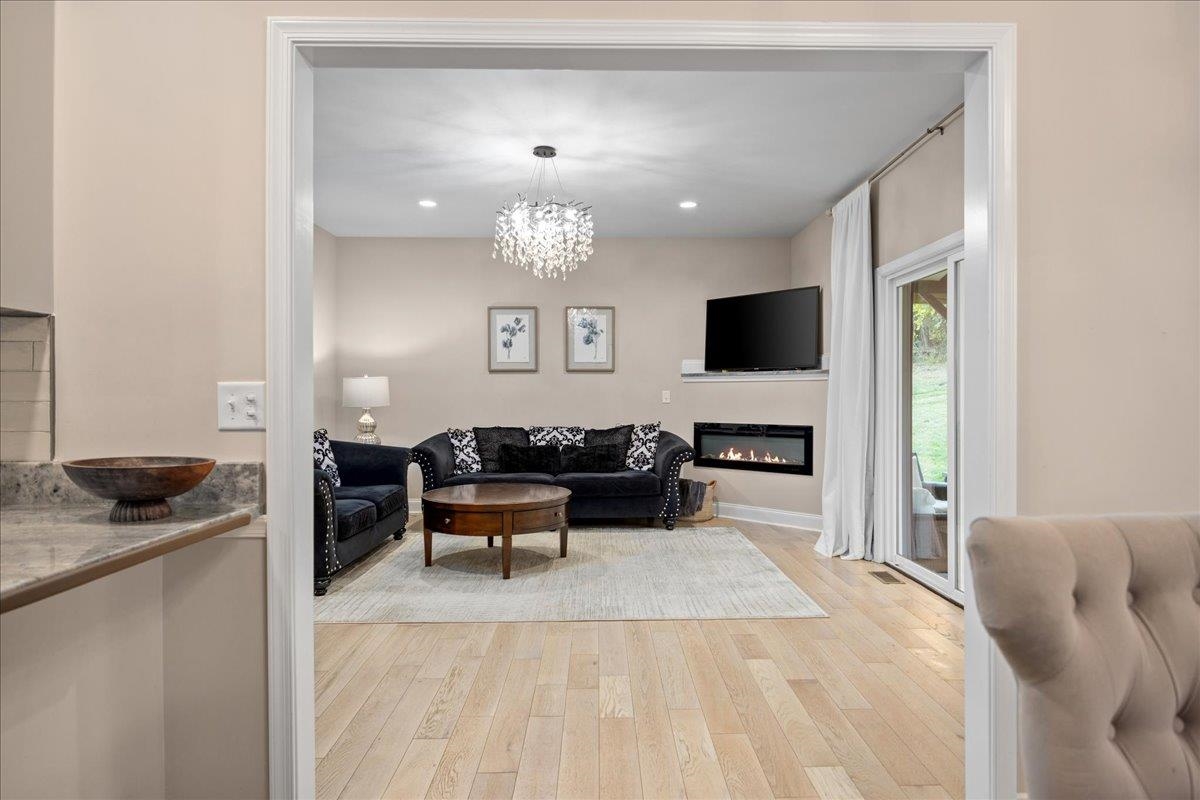 430 RACHEL DR