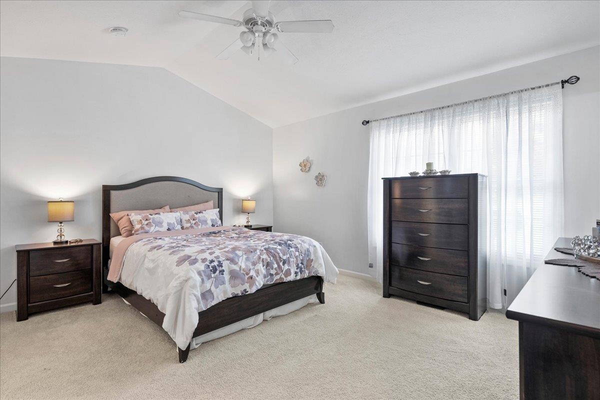 3042 CRYSTAL SPRING LN