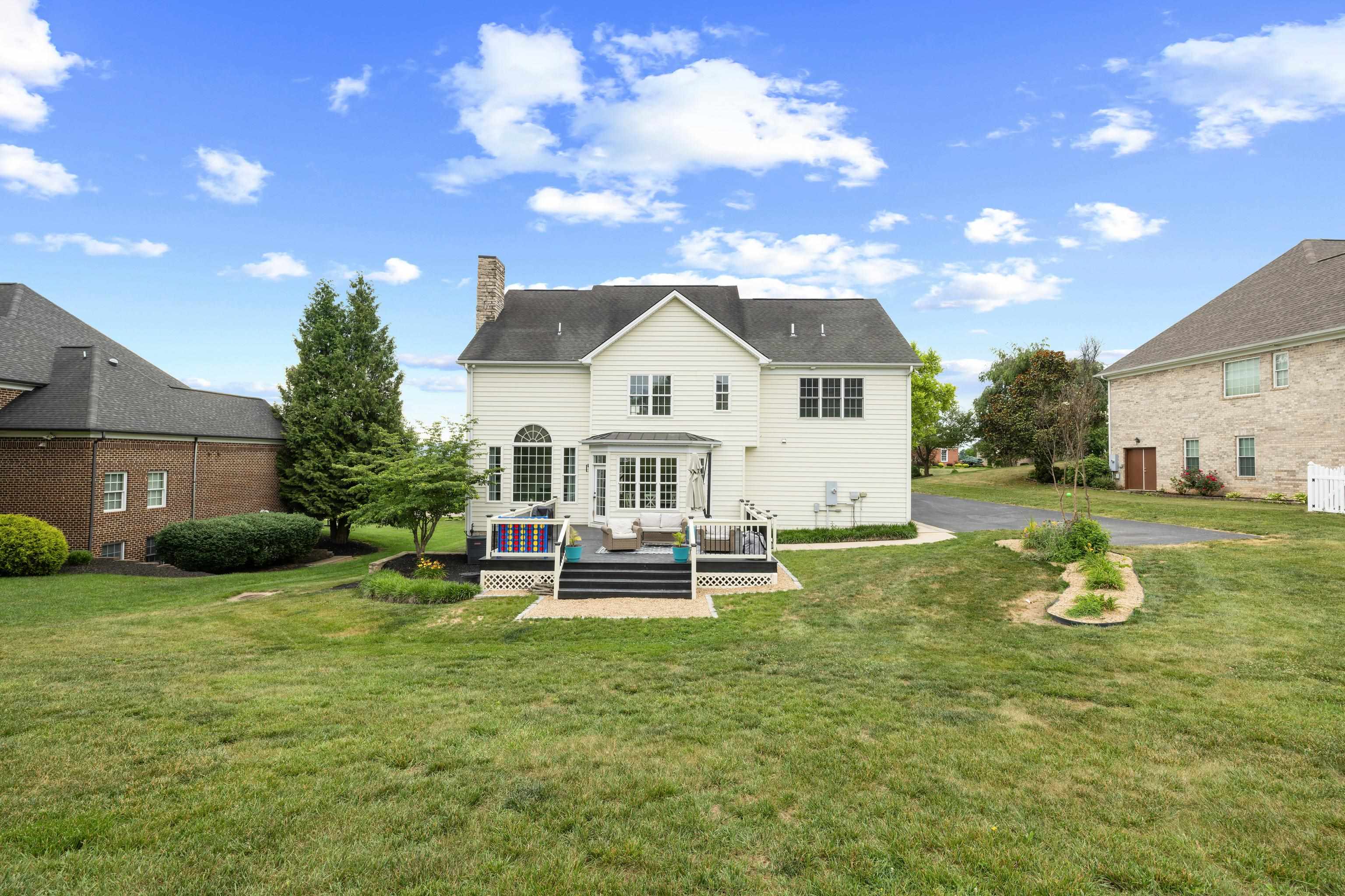 326 CLAREMONT AVE