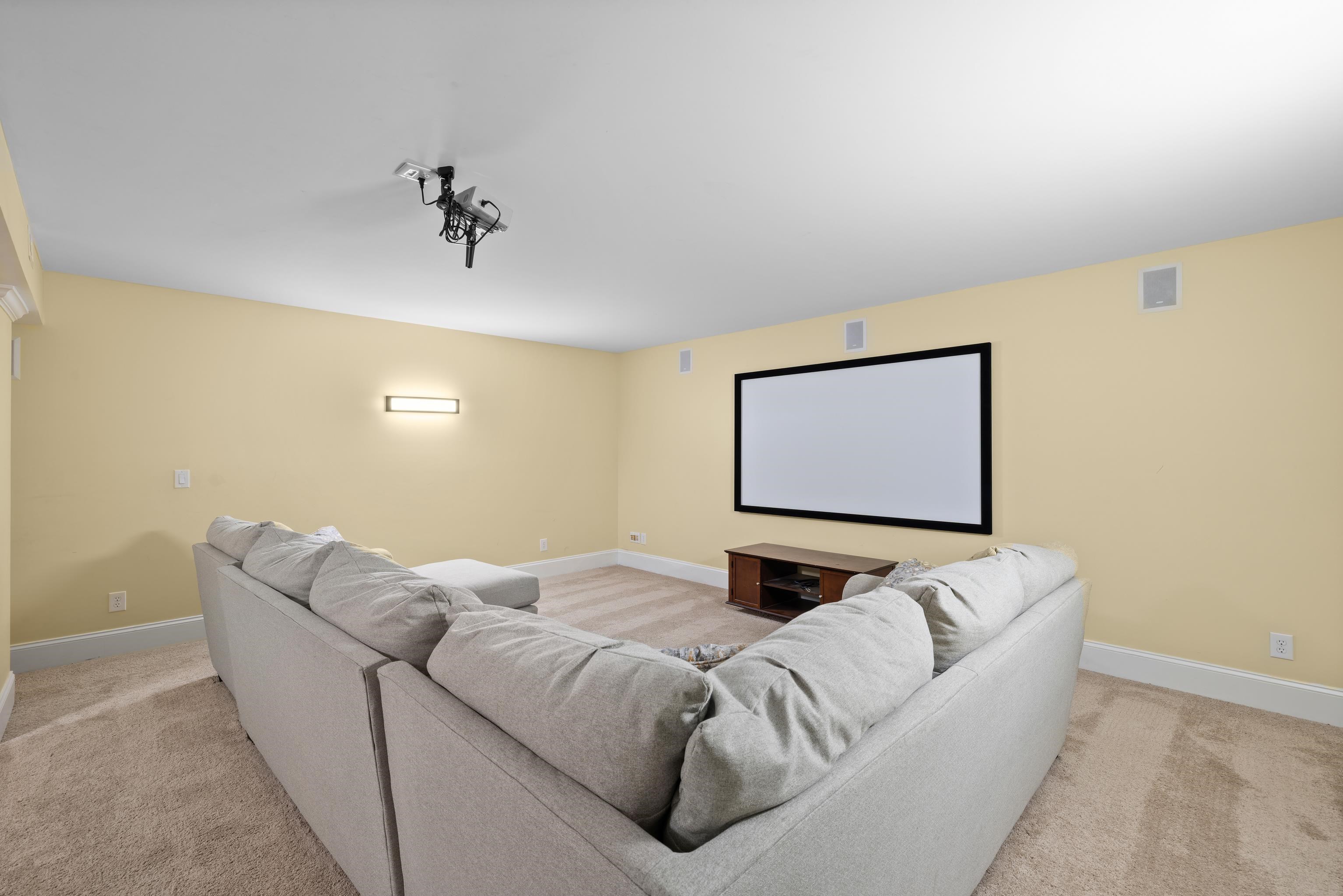 326 CLAREMONT AVE
