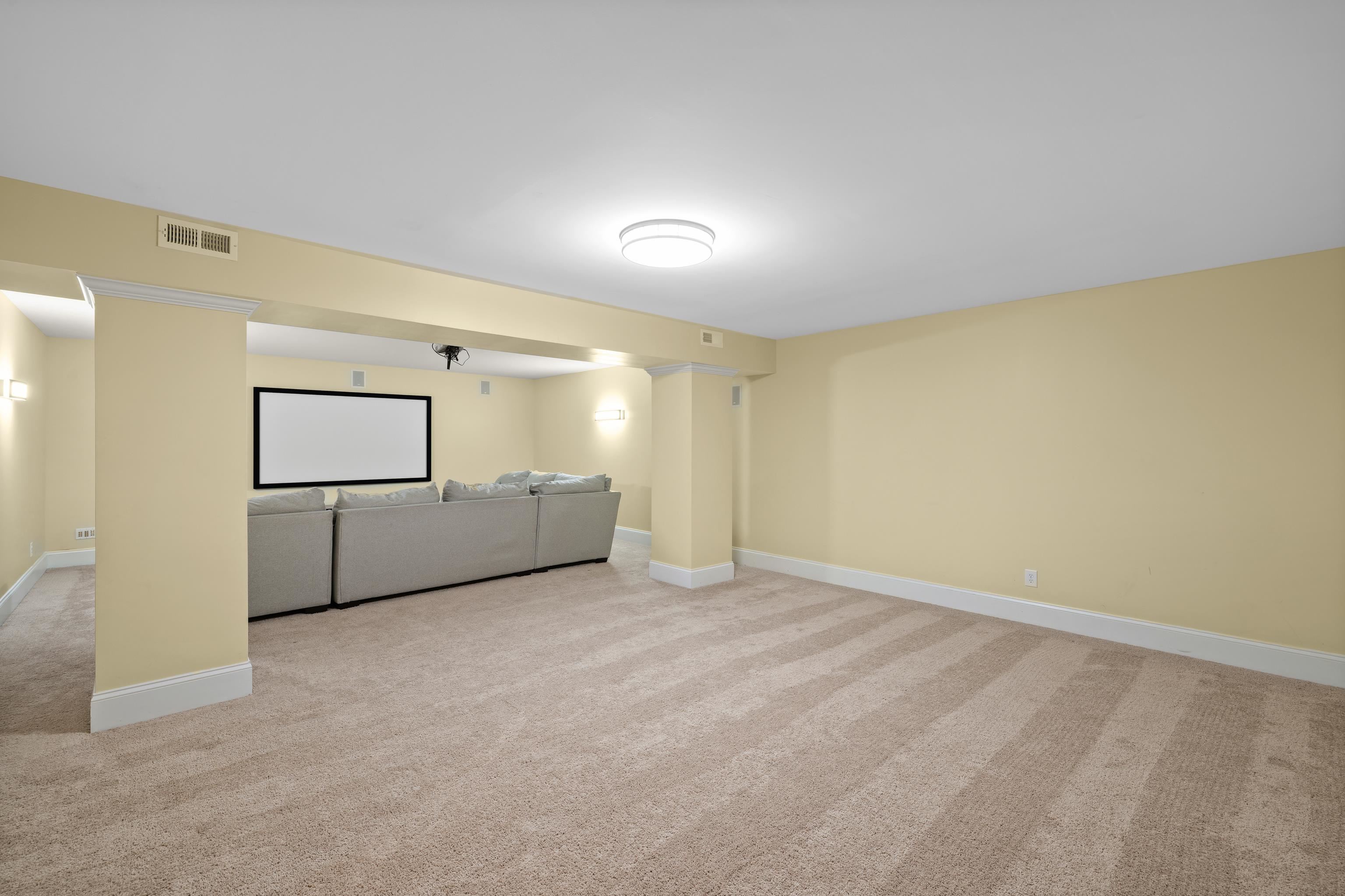 326 CLAREMONT AVE