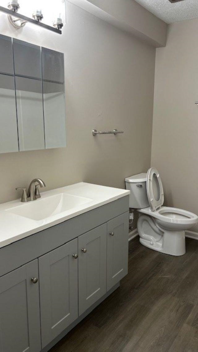 1129 ROBIN HOOD CT Unit: 302