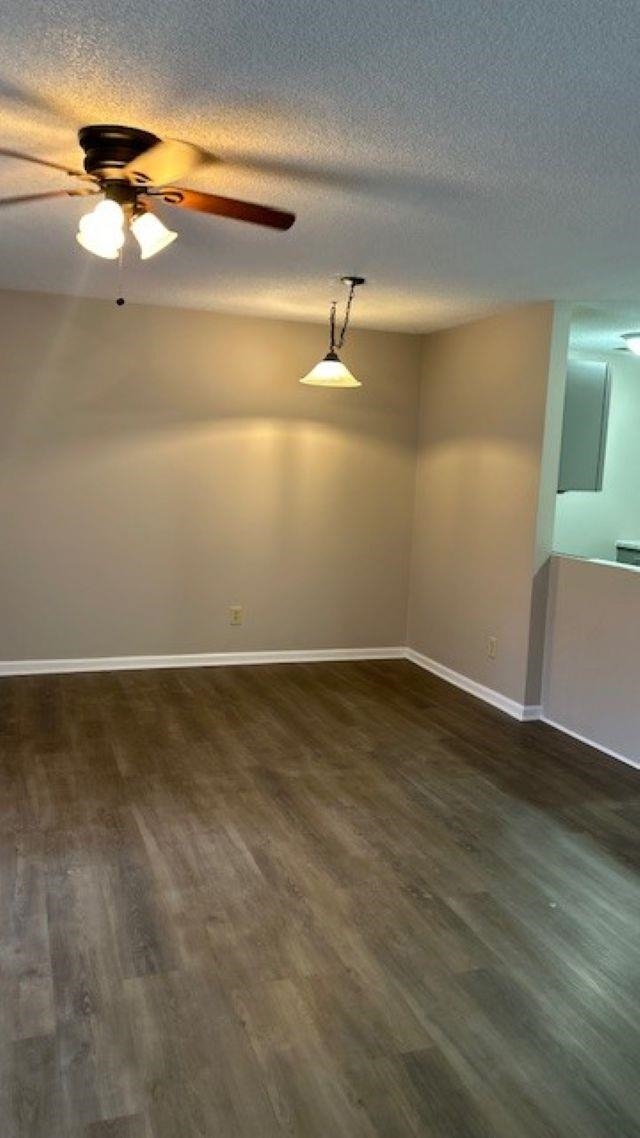 1129 ROBIN HOOD CT Unit: 302