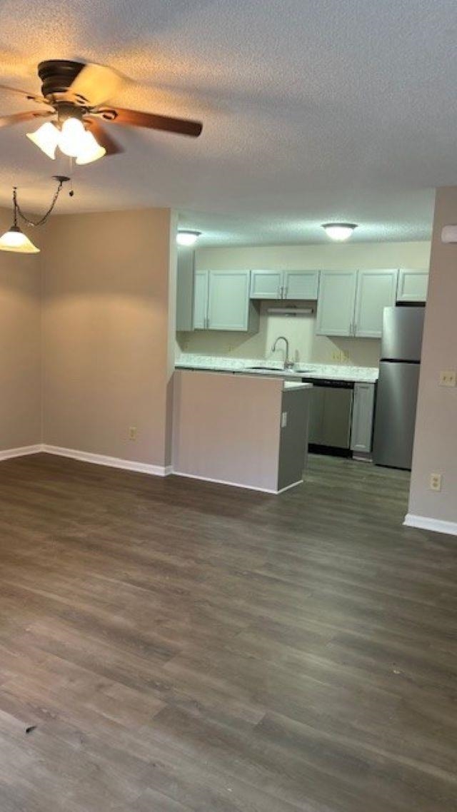 1129 ROBIN HOOD CT Unit: 302