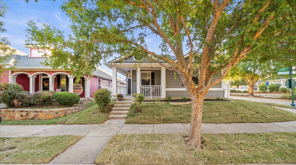 1200 Spanish Moss Drive