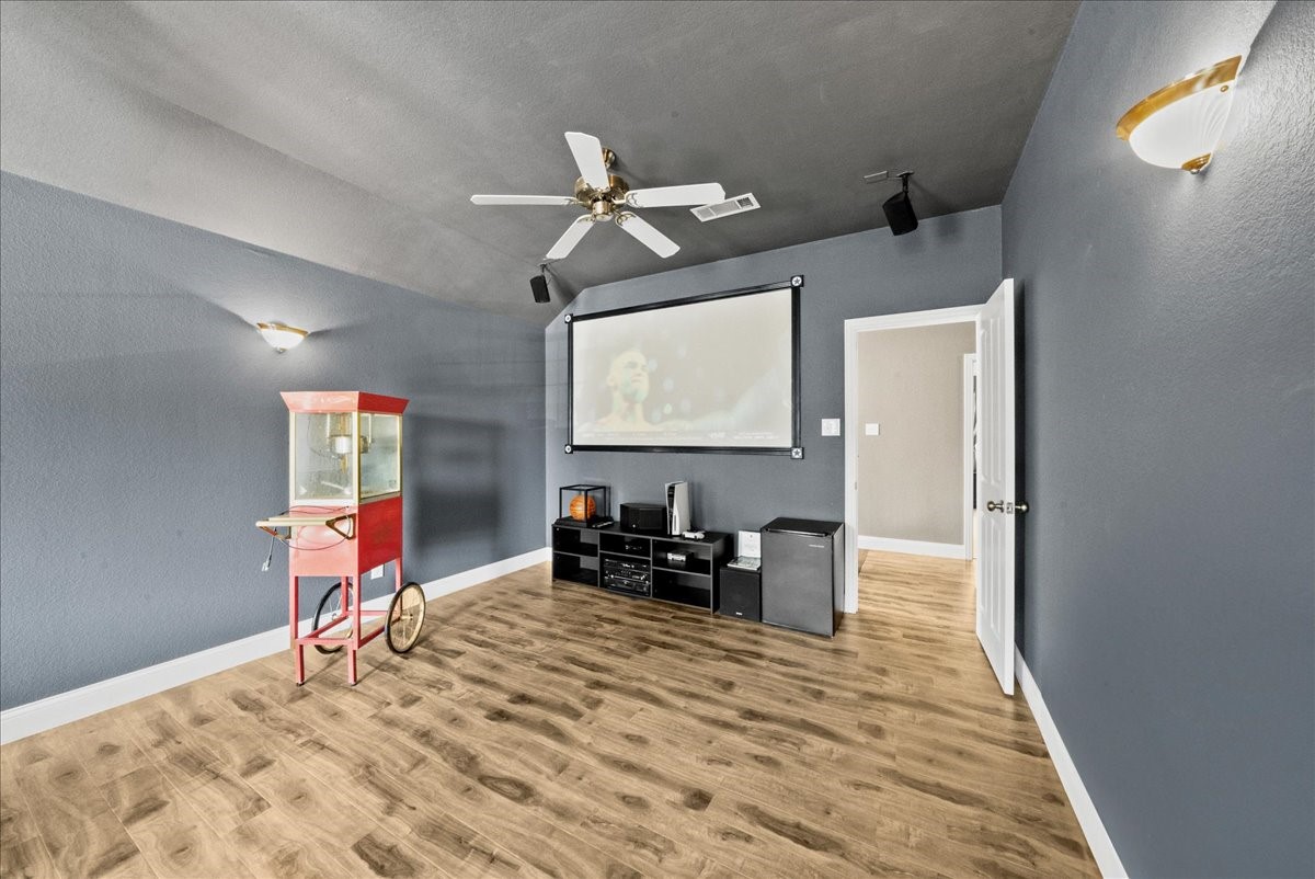 812 Creekside Drive