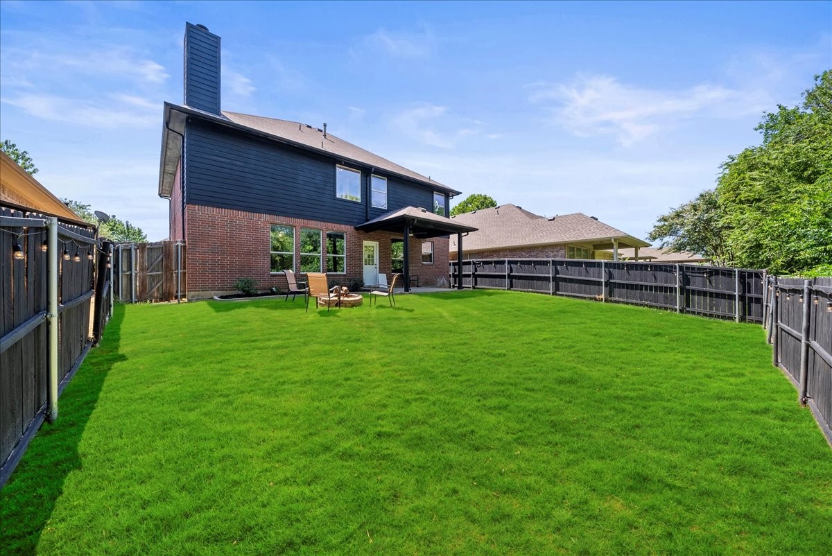 812 Creekside Drive