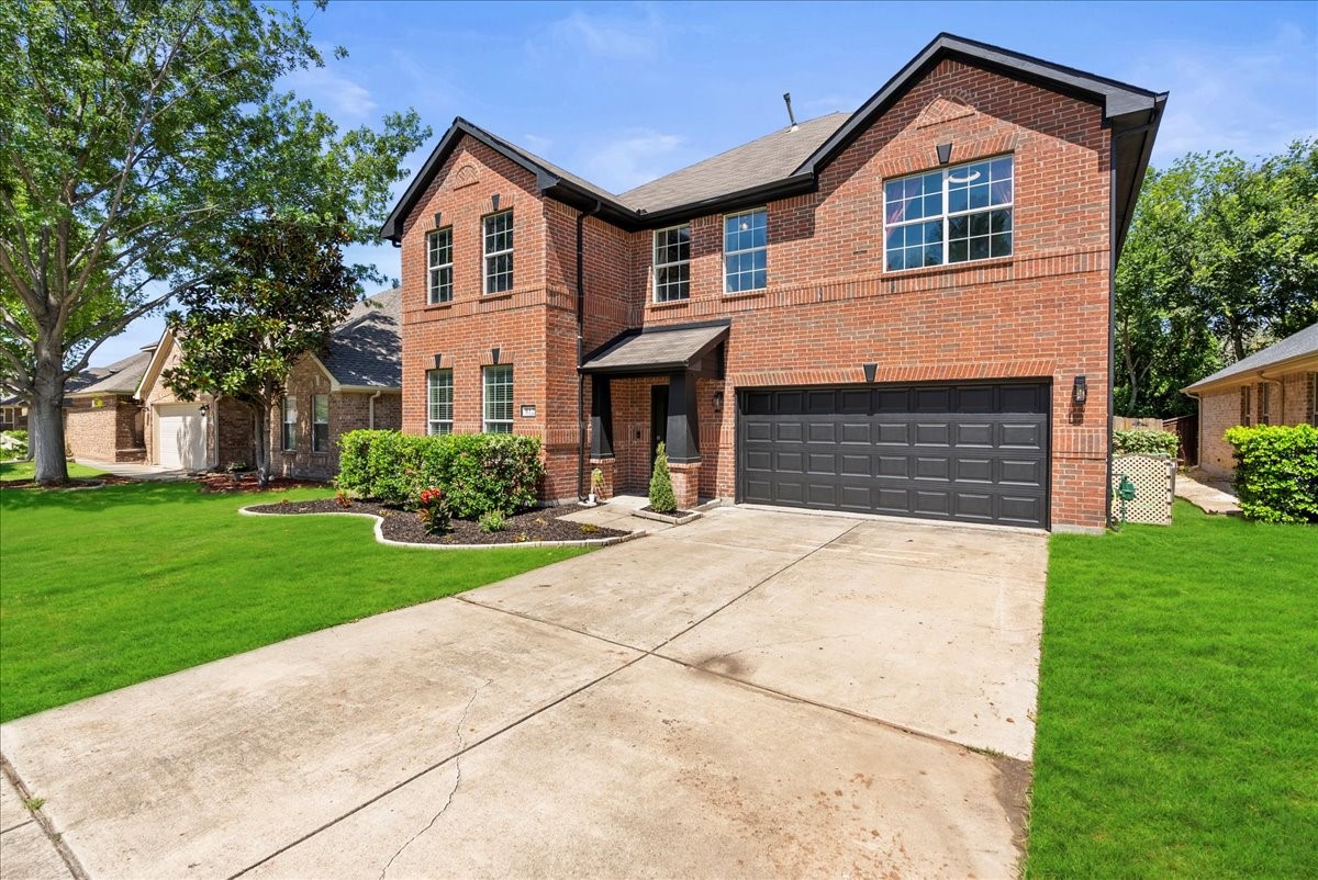 812 Creekside Drive