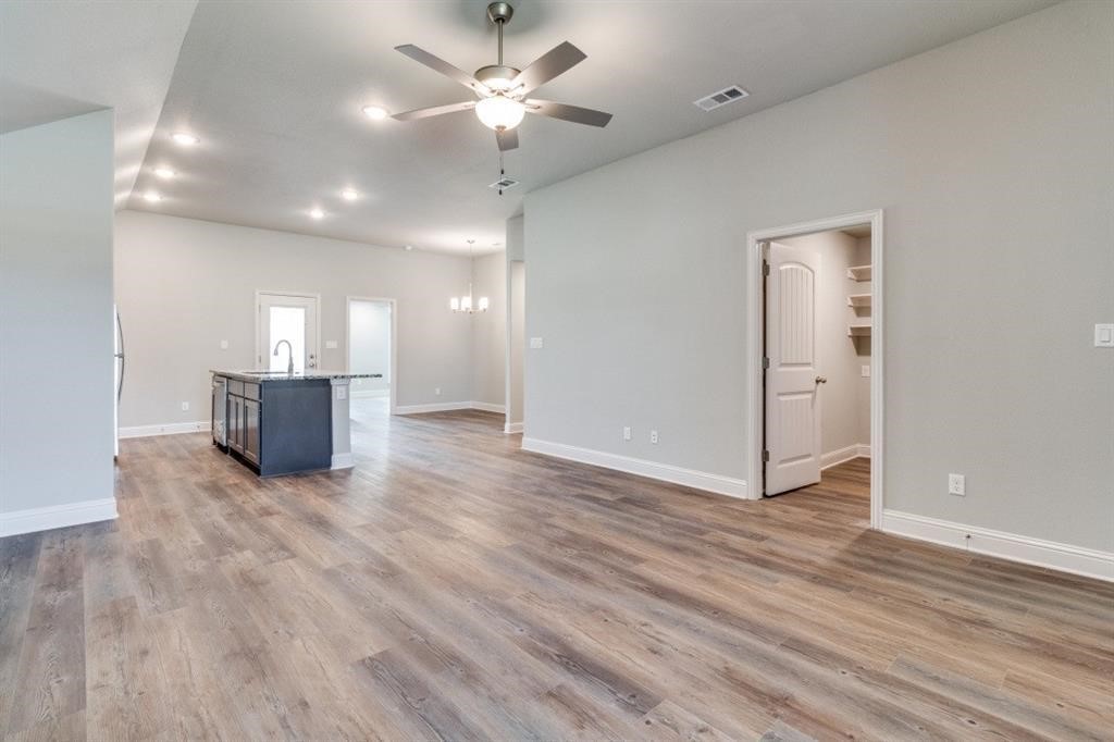 1613 Aleia Cove