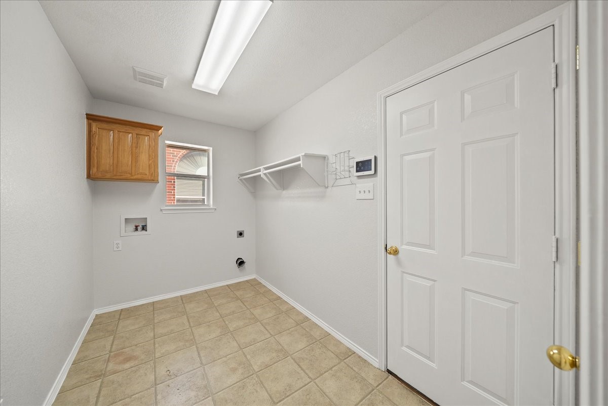 6825 Cheatham Drive