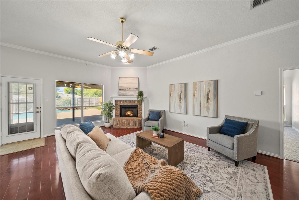 6825 Cheatham Drive