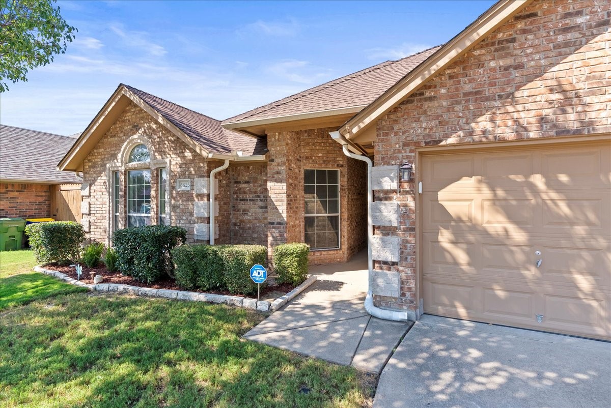 6825 Cheatham Drive