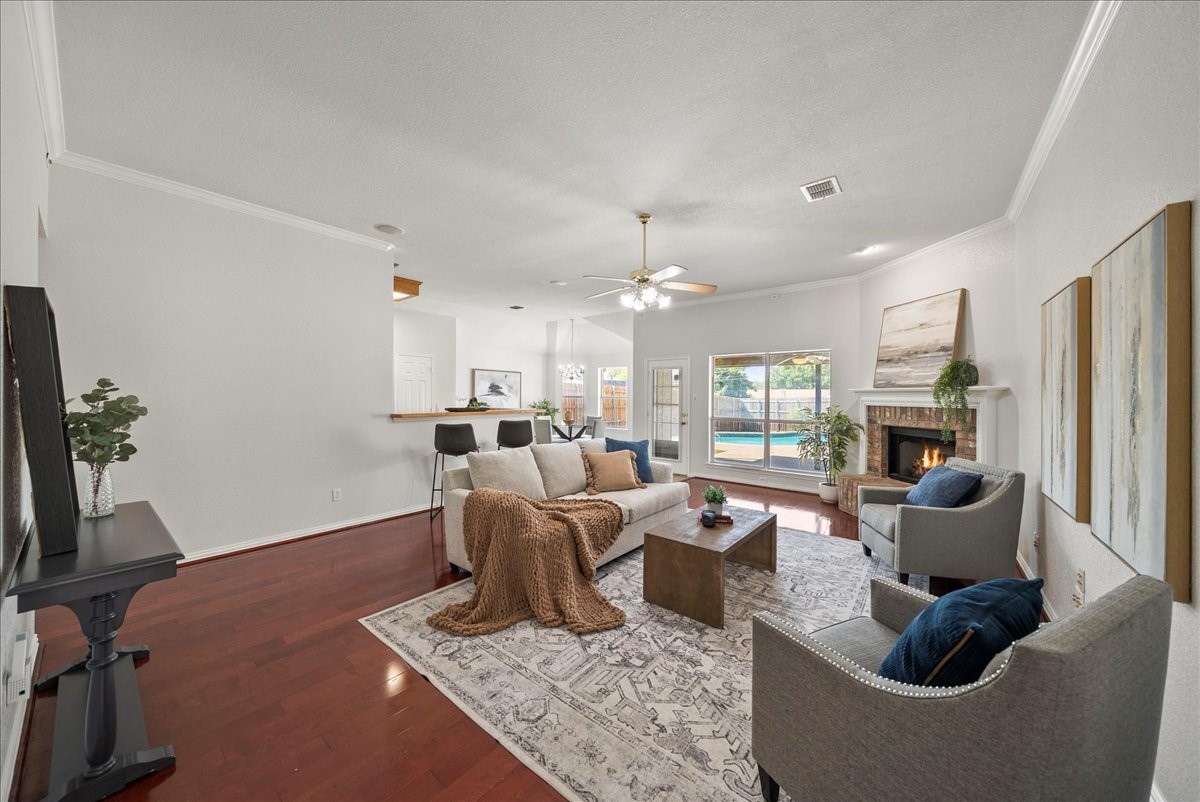 6825 Cheatham Drive