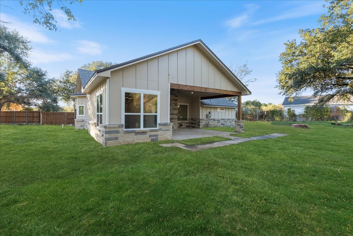 3801 Berry Hill Court