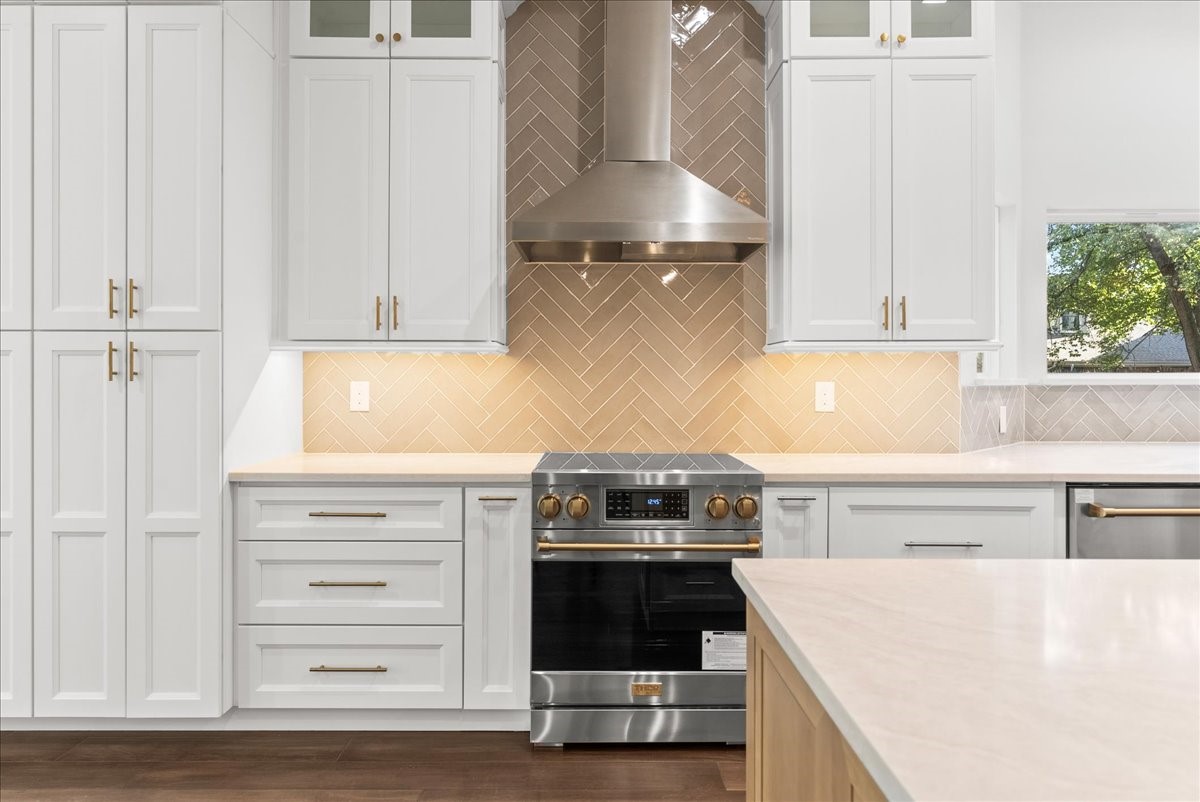 3801 Berry Hill Court