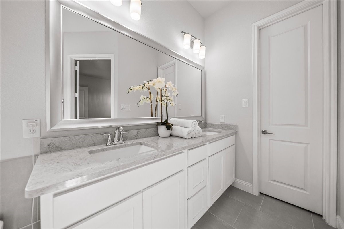 911 Park Vista Drive