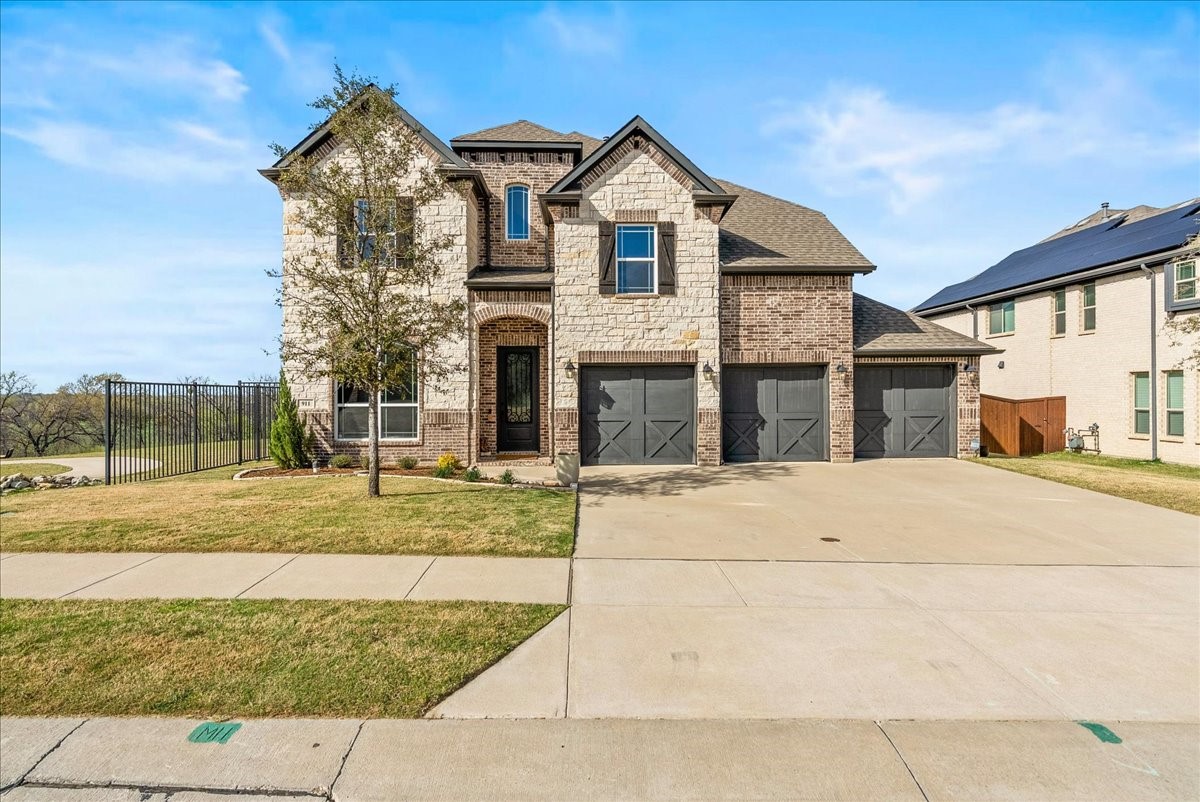 911 Park Vista Drive