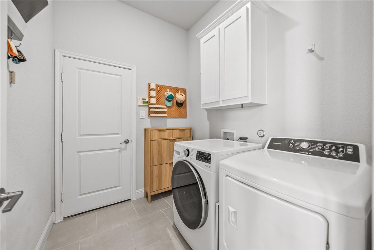 911 Park Vista Drive