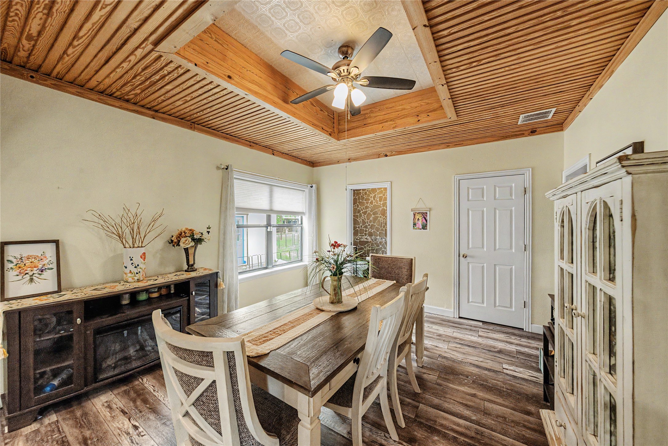 2313 Hickory Creek Road