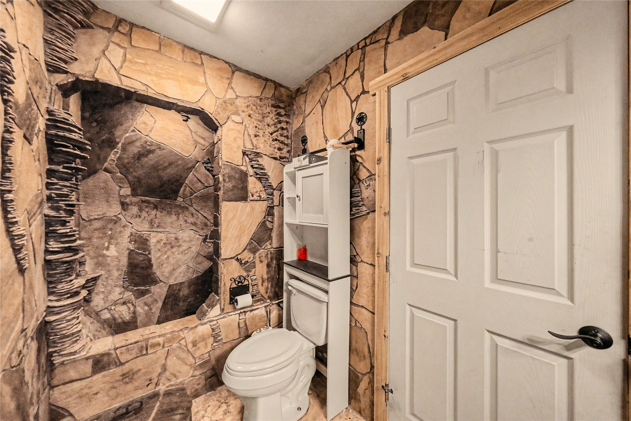 2313 Hickory Creek Road