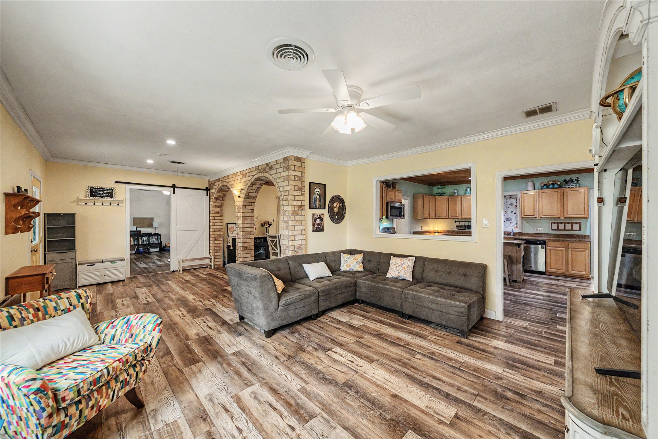 2313 Hickory Creek Road