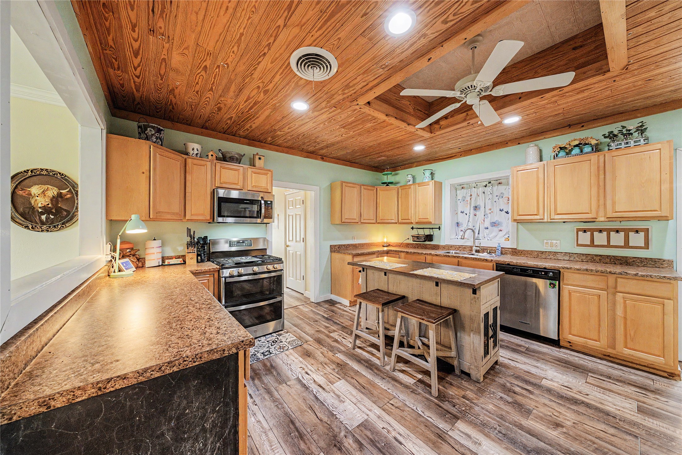 2313 Hickory Creek Road