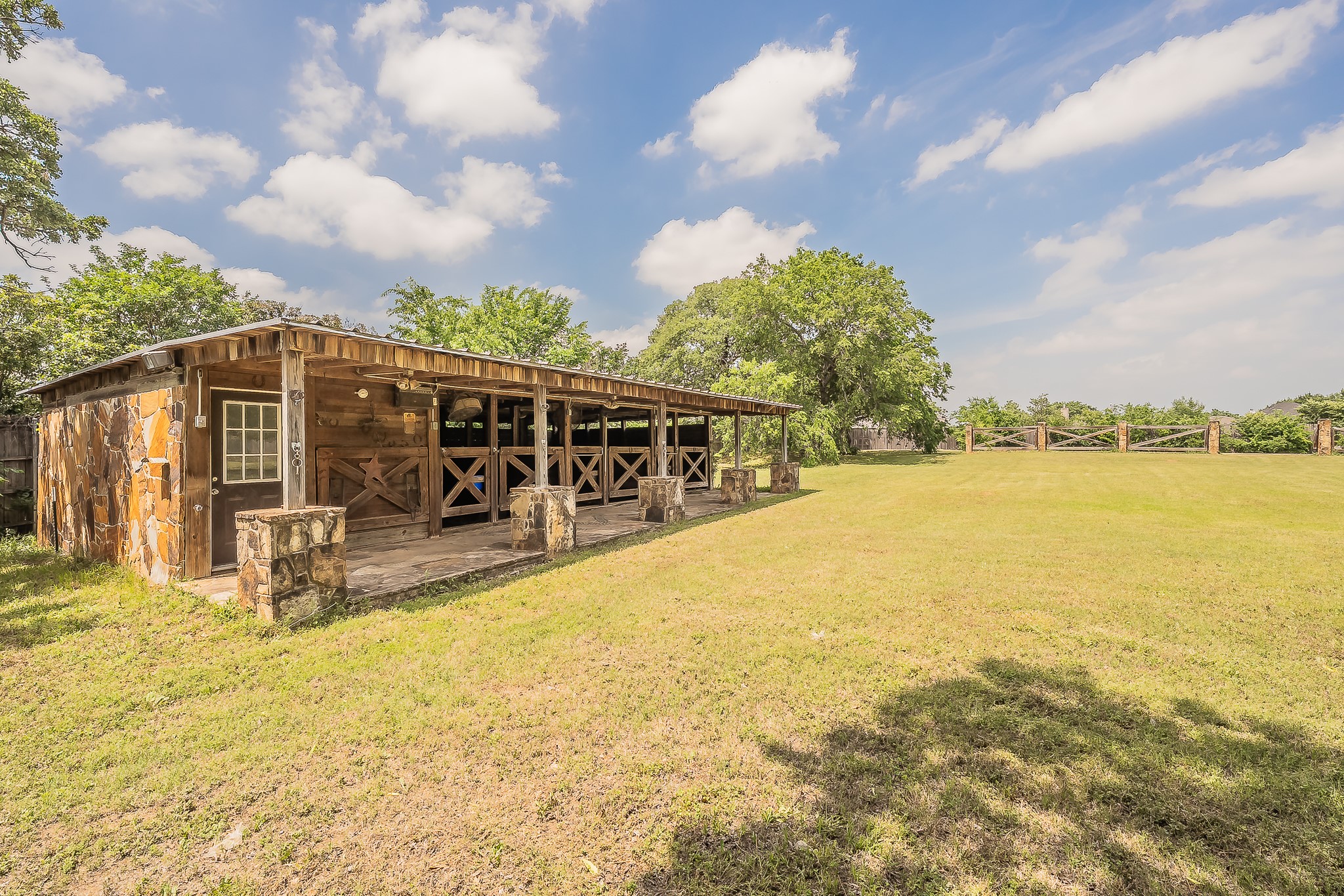 2313 Hickory Creek Road
