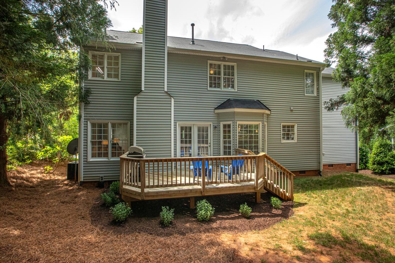 503 Cricketfield Lane