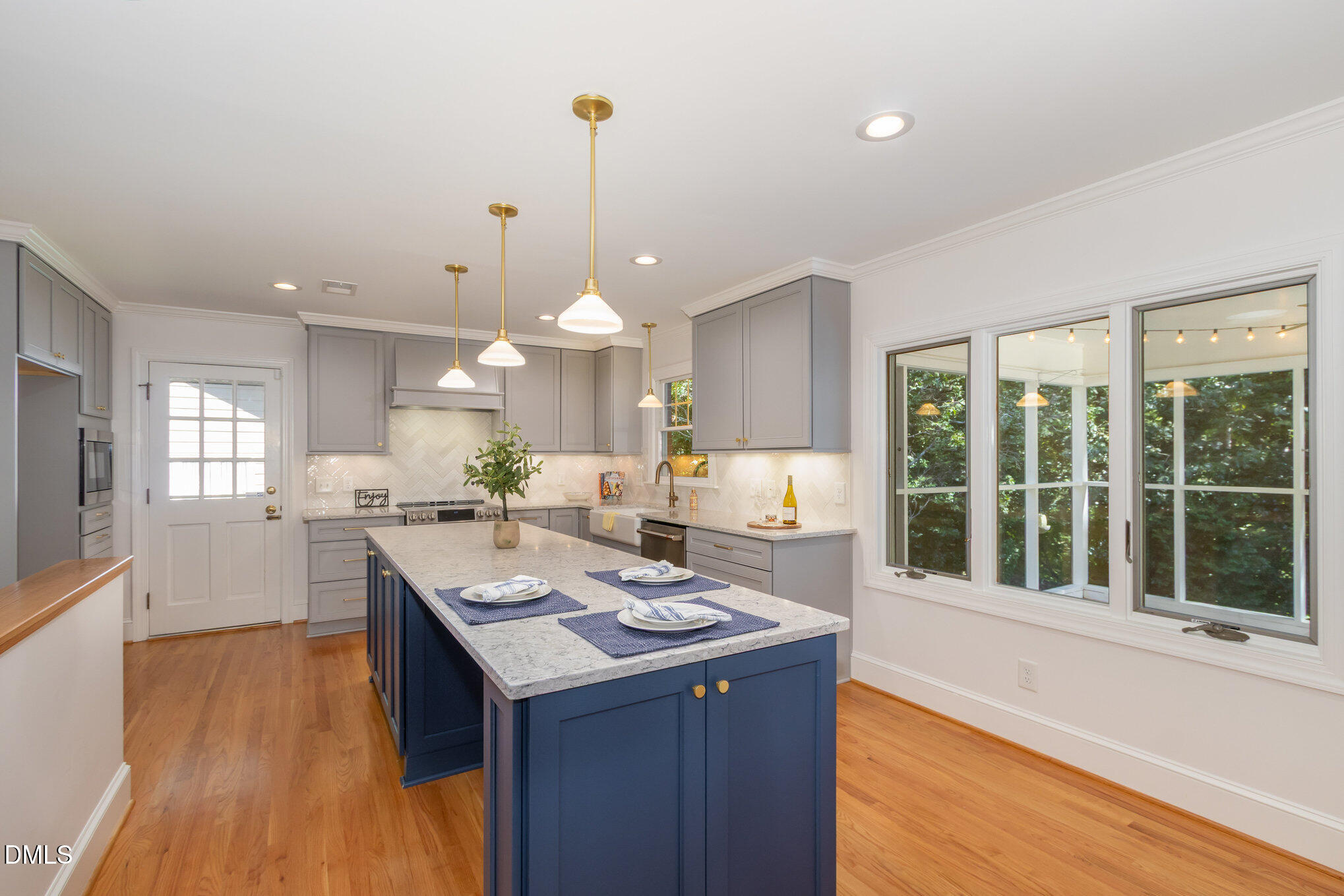 1115 Bayfield Drive