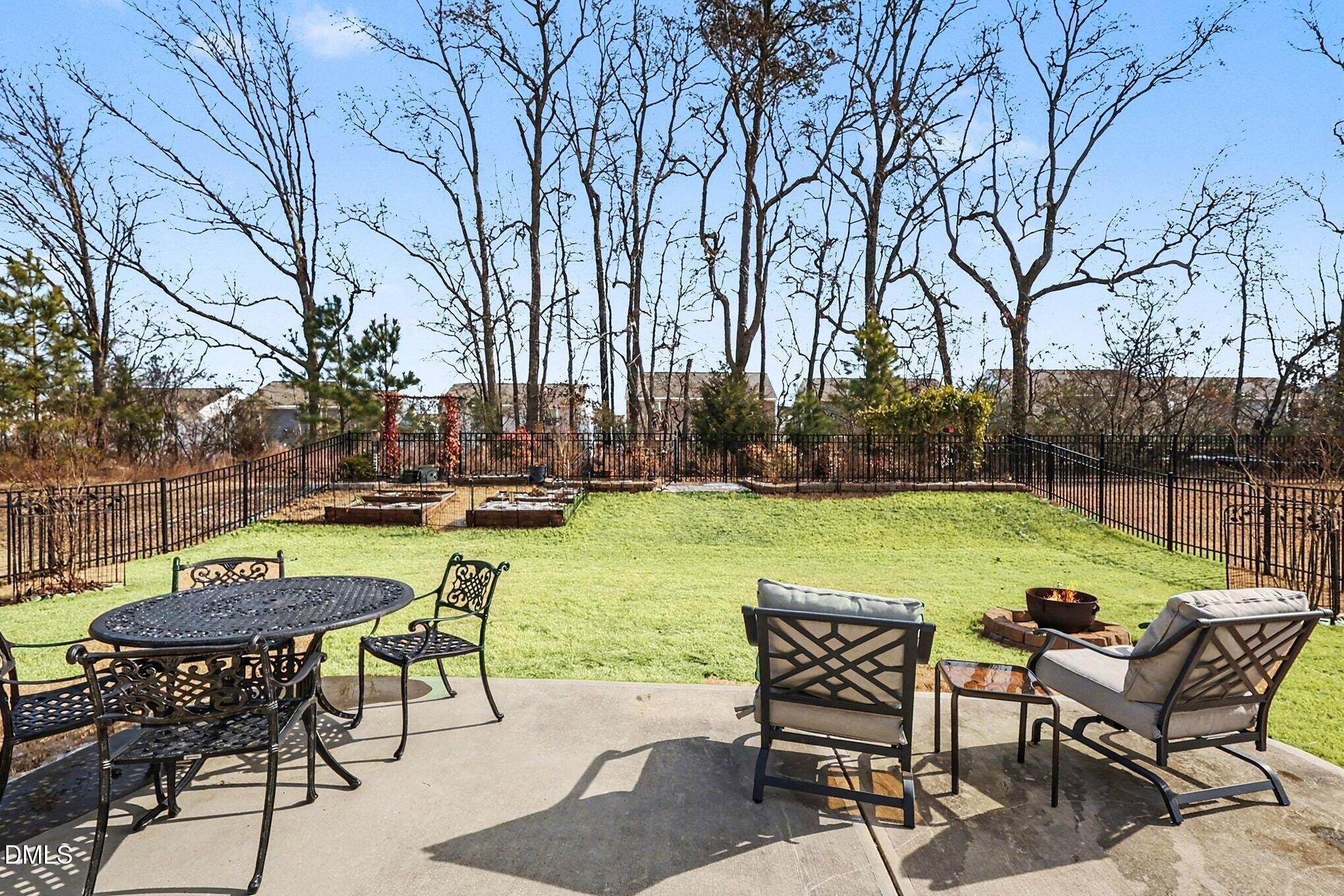 3232 Lacewing Drive