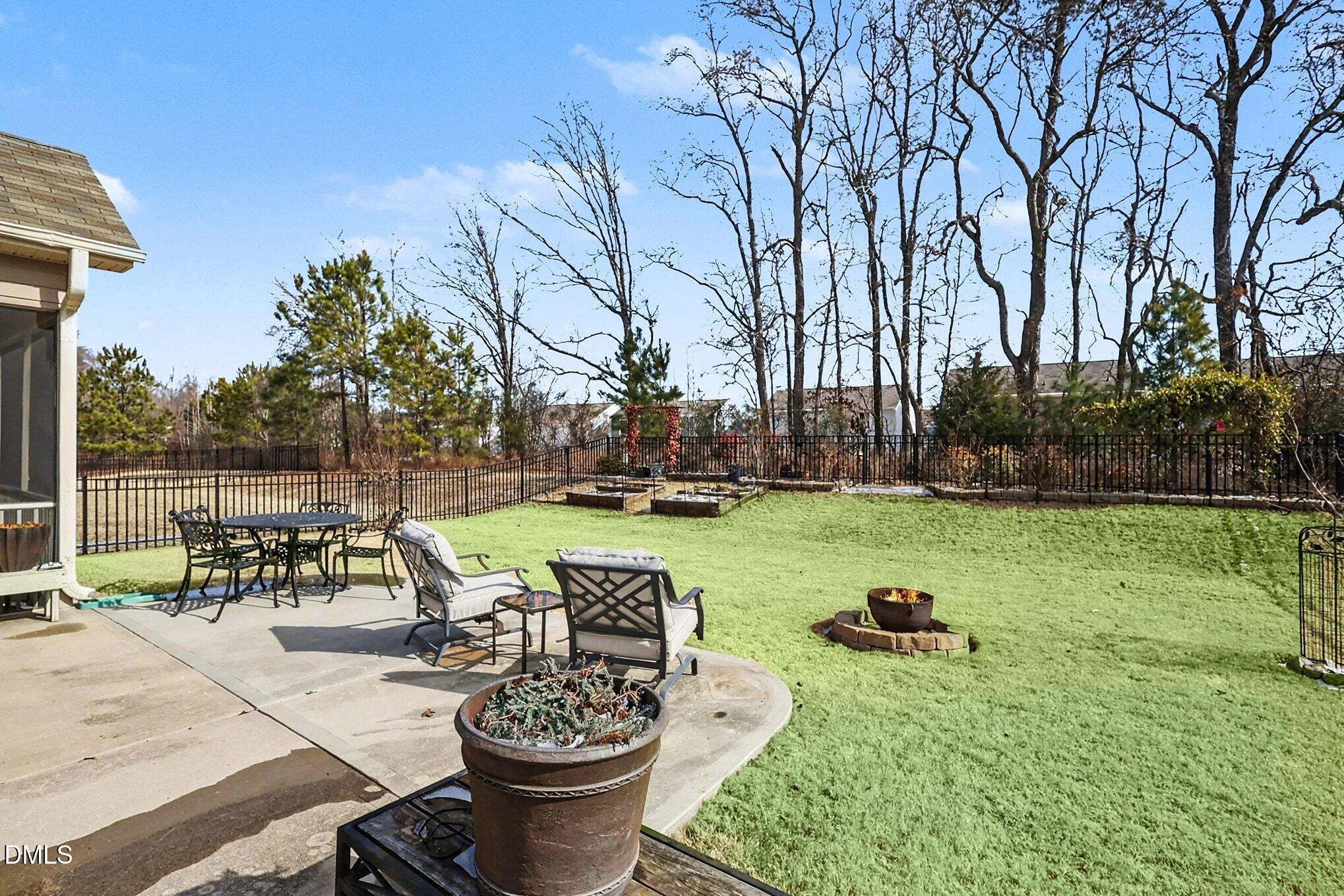 3232 Lacewing Drive