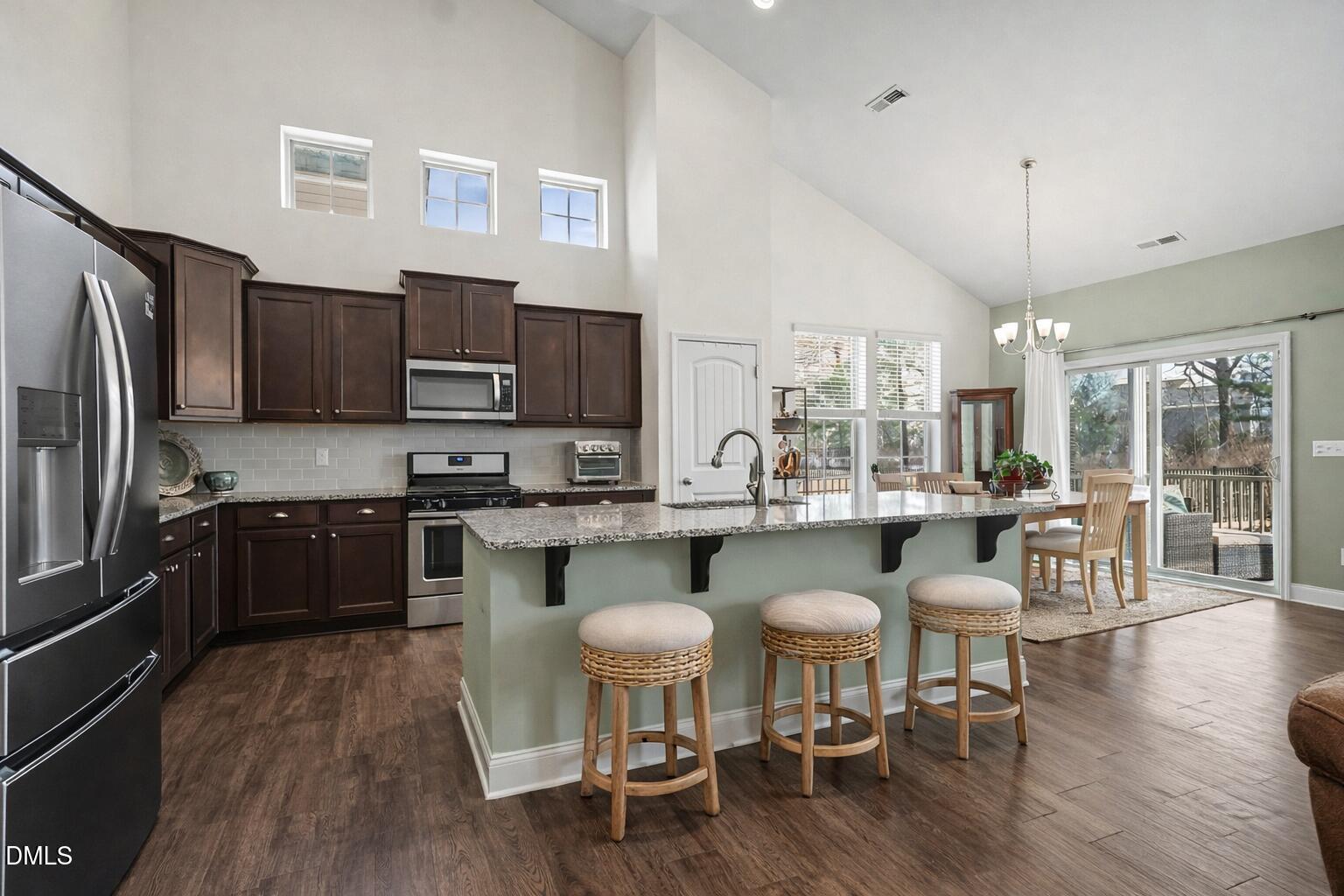 3232 Lacewing Drive