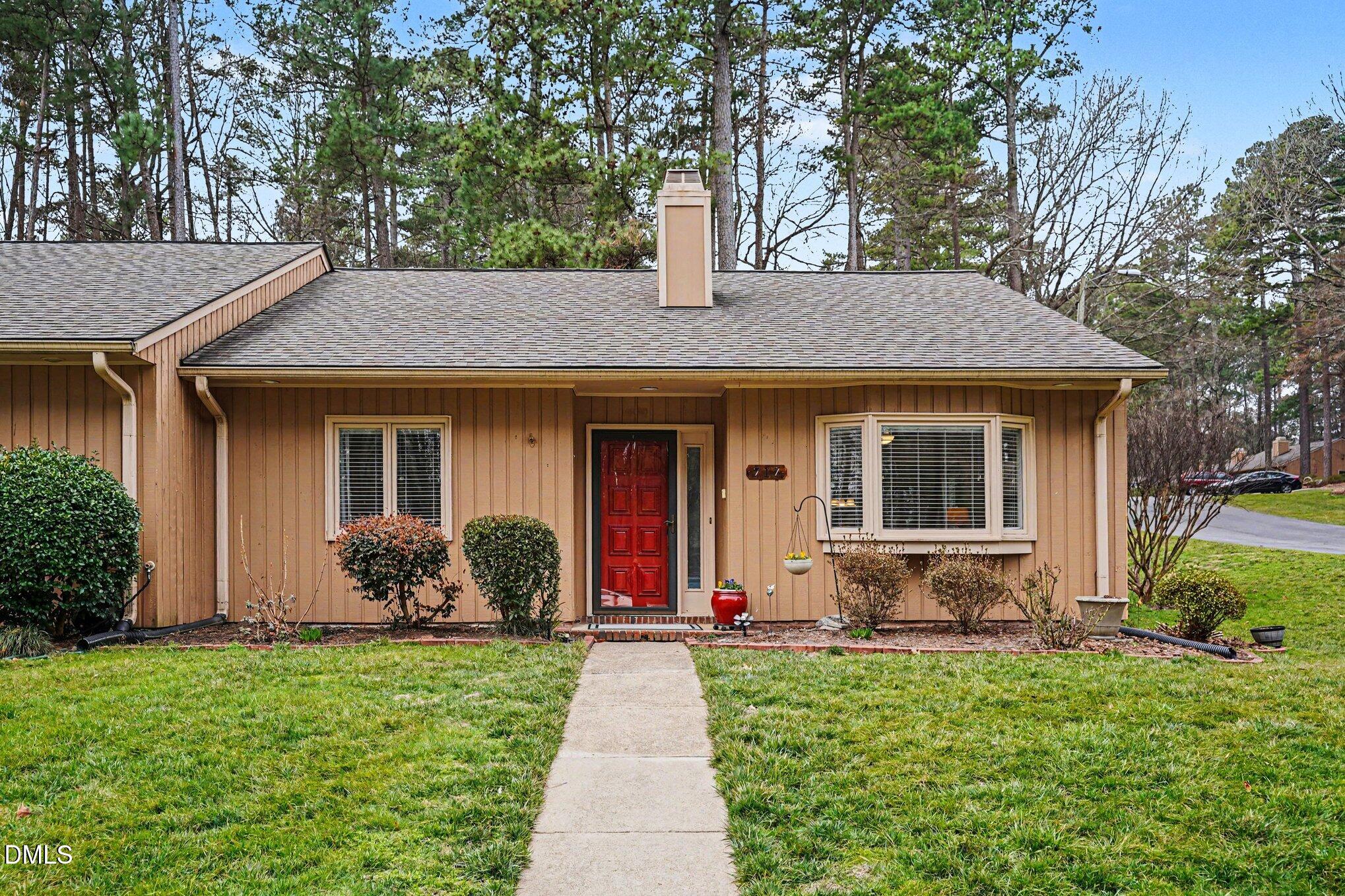 717 Tanglebrook Way