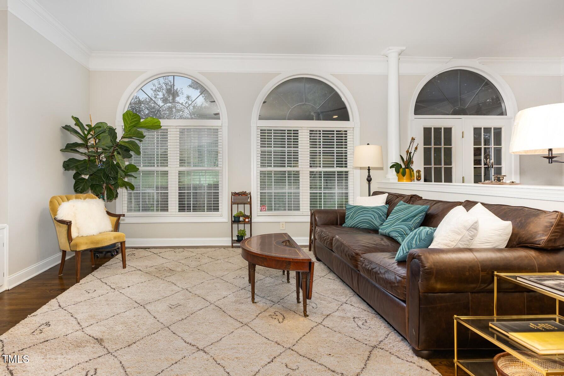 2306 Carriage Oaks Drive