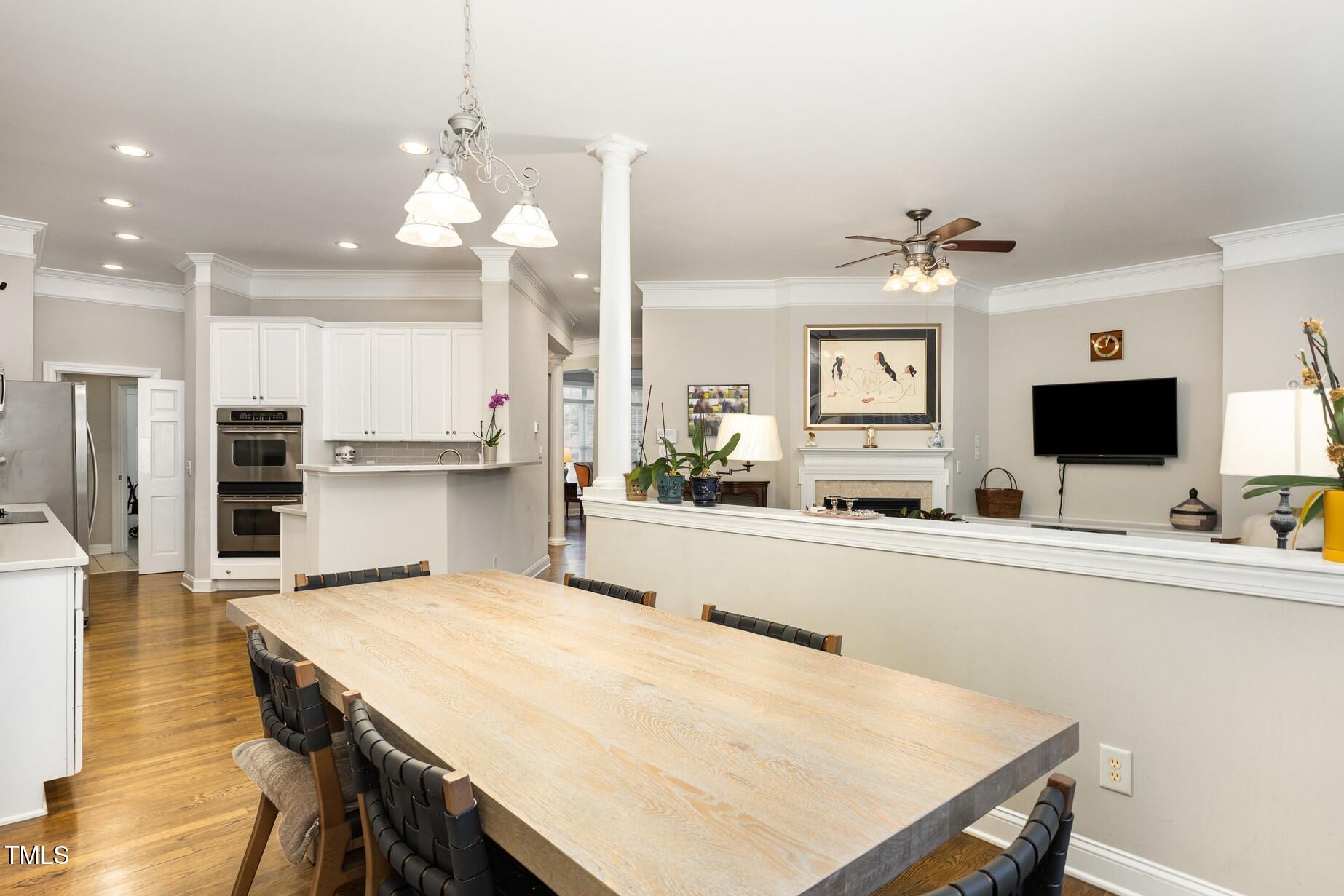 2306 Carriage Oaks Drive