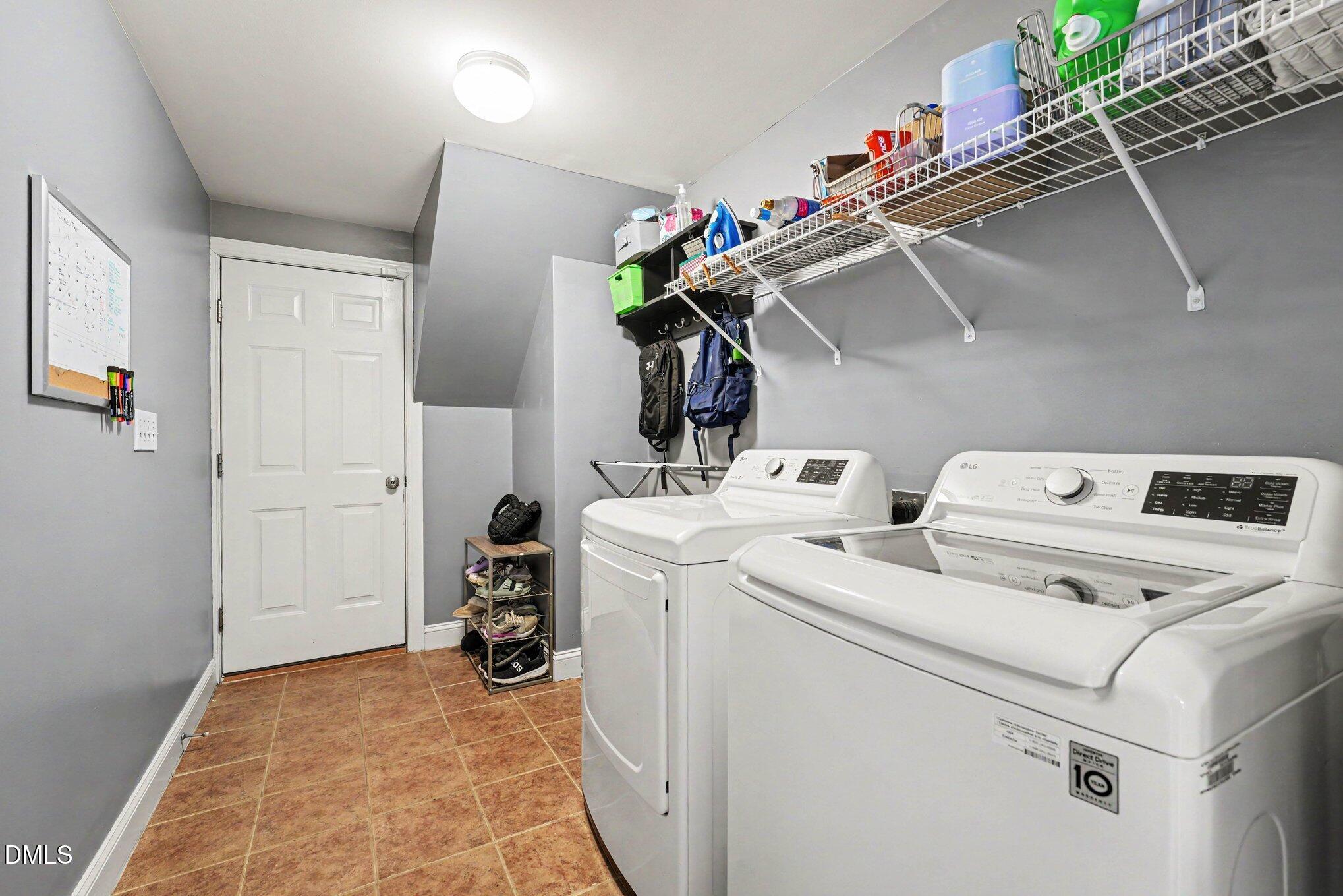 3005 Grandview Heights Lane