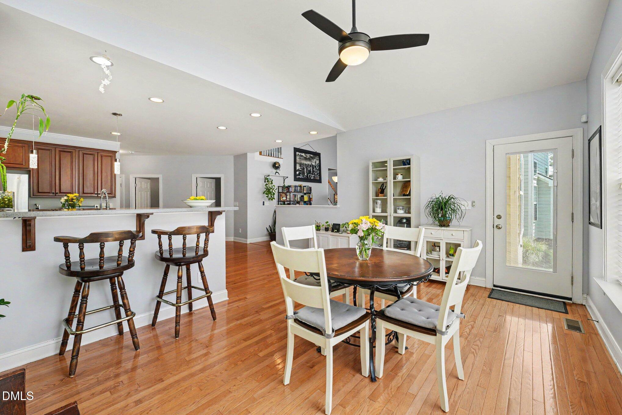 3005 Grandview Heights Lane